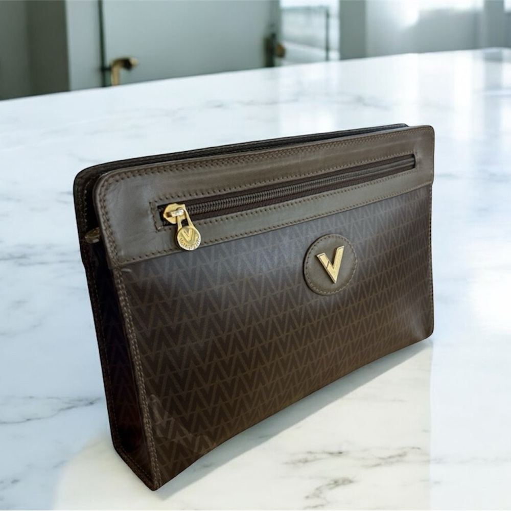 Mario Valentino Clutch Bag V Mark/ Leather Gold Plated Hardware Authentic